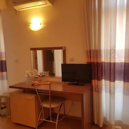 чупови Несебър
