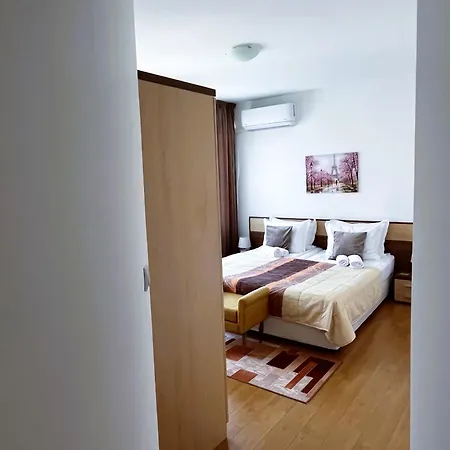 Apartment чупови